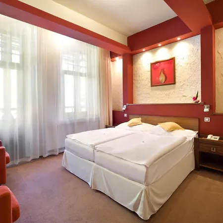 Szálloda & Wellness St. Moritz 4*