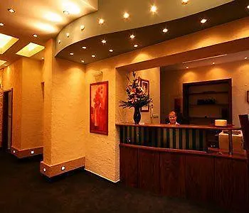 & Wellness St. Moritz Готель 4*